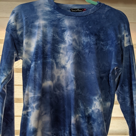 Love,Alexa tyedye long sleeve - Picture 1 of 3